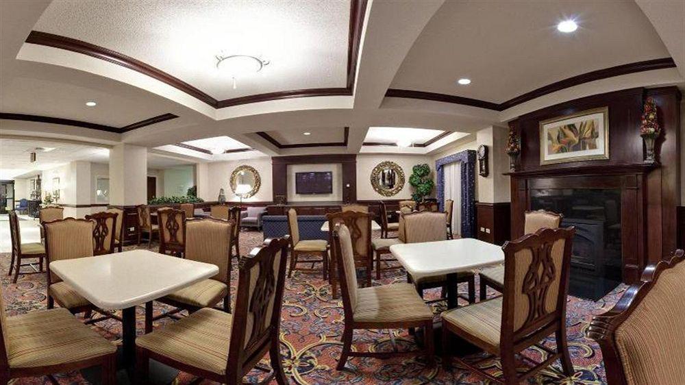 Holiday Inn Express & Suites Chesapeake By Ihg Екстер'єр фото