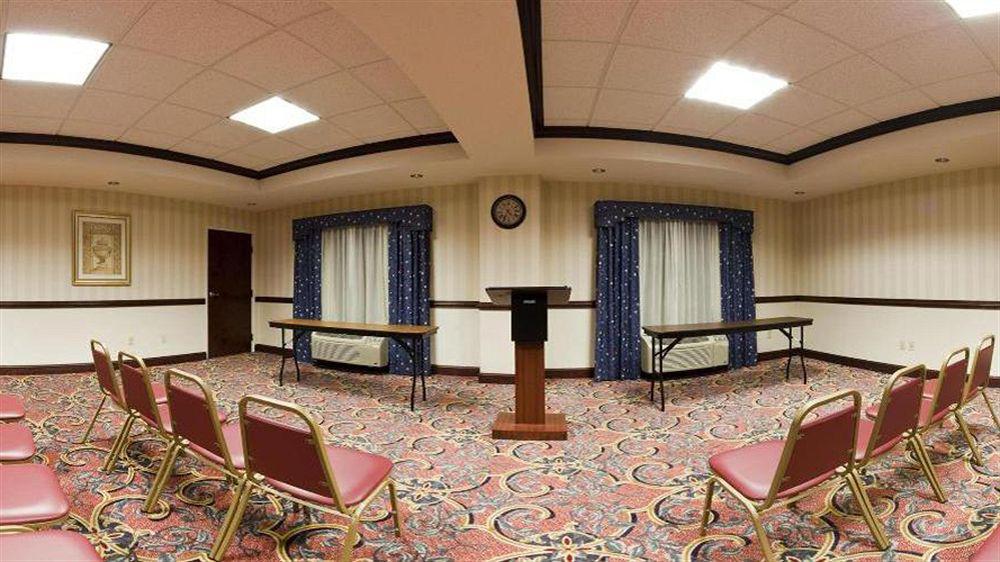 Holiday Inn Express & Suites Chesapeake By Ihg Екстер'єр фото