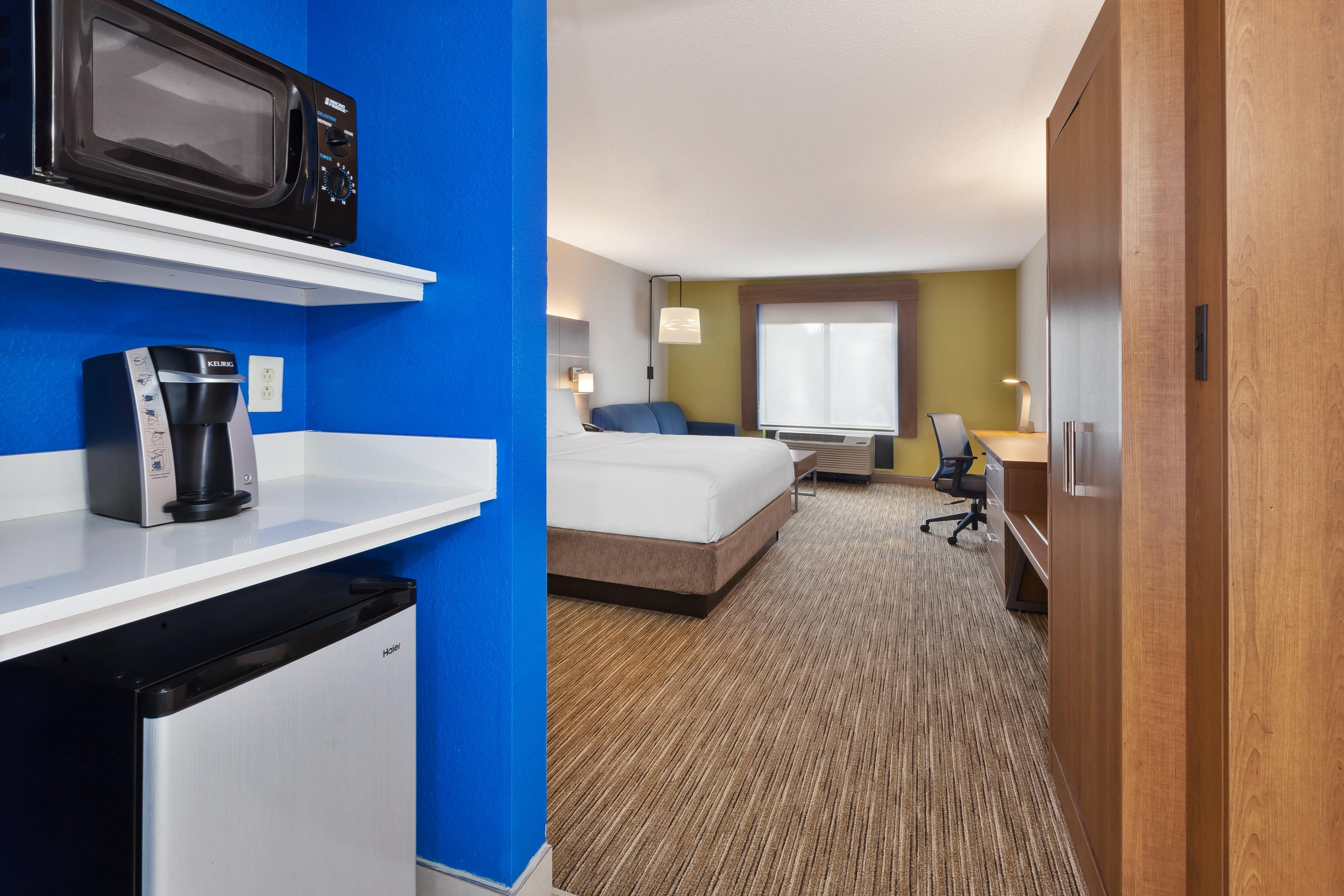 Holiday Inn Express & Suites Chesapeake By Ihg Екстер'єр фото