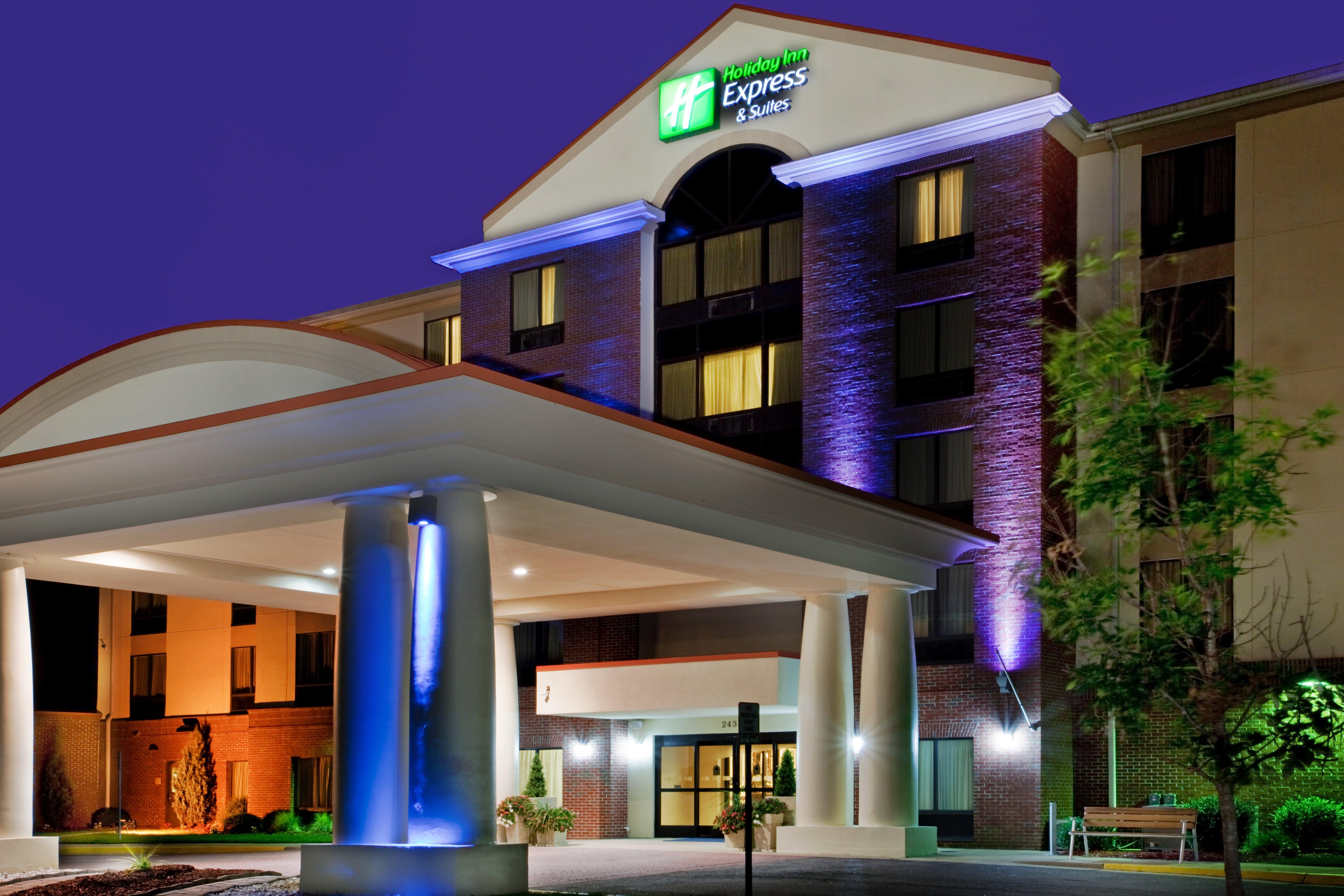 Holiday Inn Express & Suites Chesapeake By Ihg Екстер'єр фото