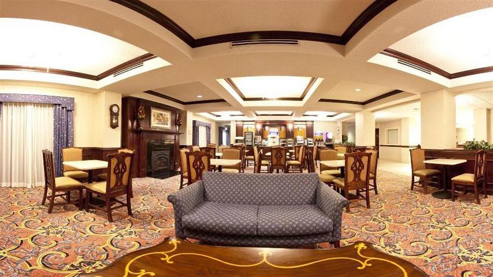 Holiday Inn Express & Suites Chesapeake By Ihg Екстер'єр фото